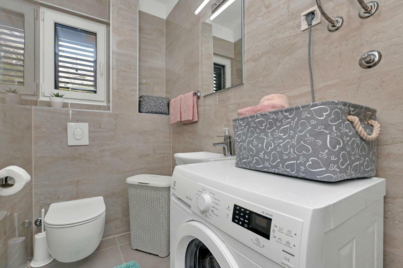 Apartment Amari Seaview Макарска Экстерьер фото